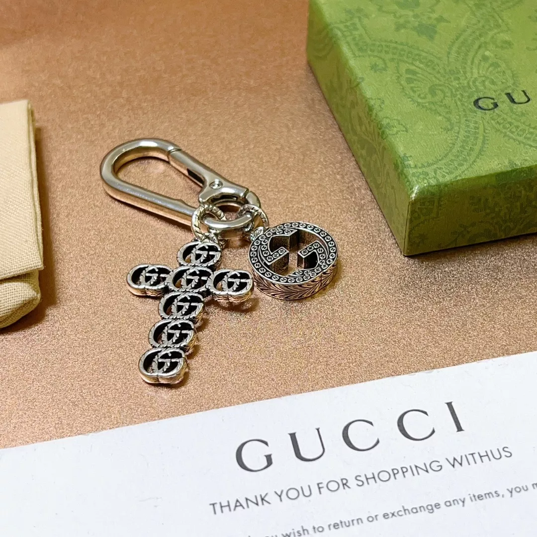 gucci key holder and boucle de sac s_12b157a